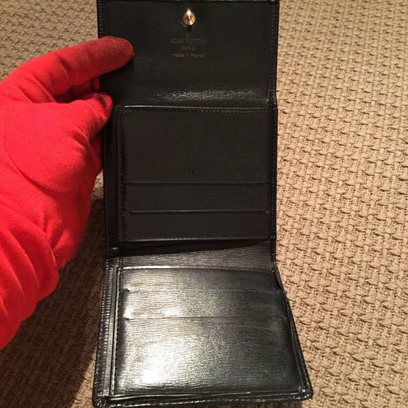 AUTHENTIC LOUIS VUITTON MANS WALLET IN GOOD PRE-LOVED CONDITION. SEE PICTURES. - Picture 8 of 15